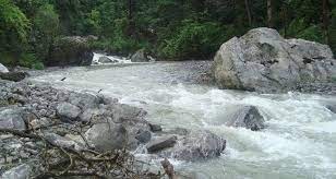 खोला थुनेर कृत्रिम ताल बनाइँदै