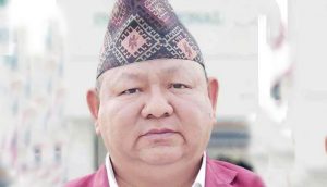 मन्त्री आलेसँग शिष्टाचार भेट